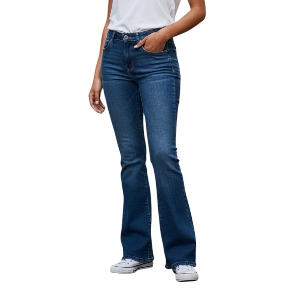 American Eagle Next Level Stretch favorite boyfriend Flared Jeans